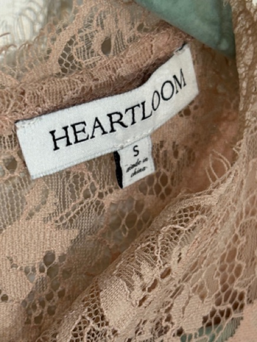 Heartloom Dusty Rose Floral Lace Illusion Neckline Top - Size S - Picture 2 of 8